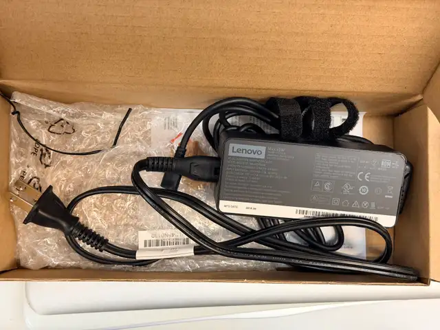 Lenovo 65W USB-C AC Adapter in Laptop Accessories in Kitchener / Waterloo - Image 3