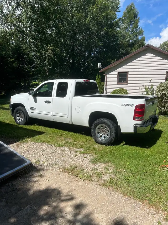 2013 GMC Sierra 1500548407623309086721