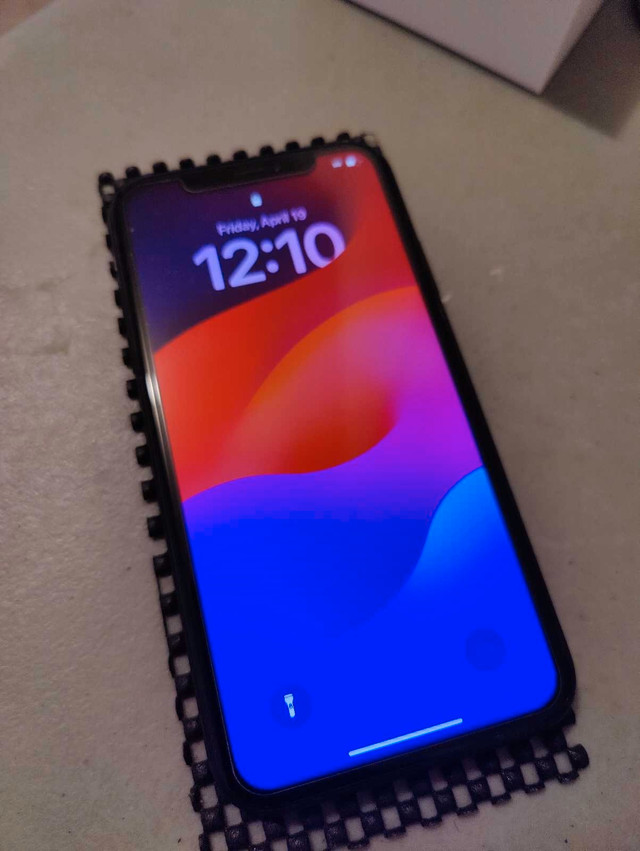 iPhone XR in Cell Phones in Mississauga / Peel Region - Image 3