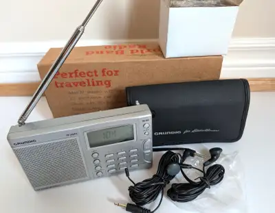 Grundig YB 300PE Yacht Boy AM/FM 13 Band Shortwave Radio, View more