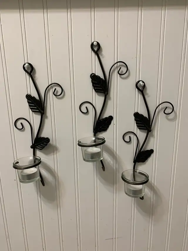 3 Tealight Wall Sconces in Home Décor & Accents in Ottawa - Image 2