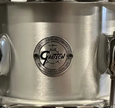 Like NEW Gretsch Grand Prix 5x14” seamless aluminum snare drum. Warm & responsive, this drum is magi...