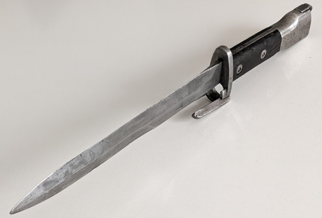 XRARE VINTAGE English M 1954  FAL Bayo with Scabbard in Arts & Collectibles in Gatineau - Image 6