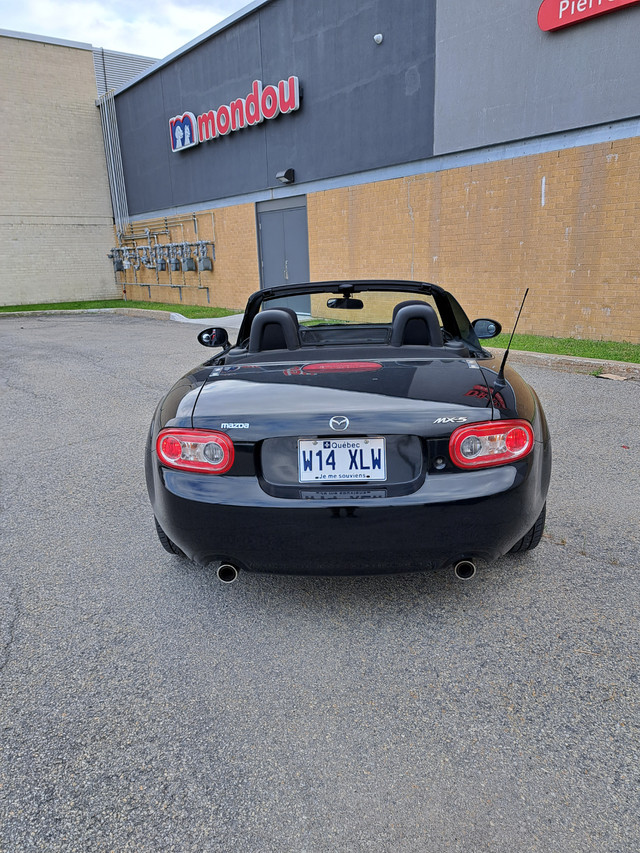 voiture sport dans Autos et camions  à Laval/Rive Nord - Image 2