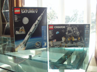 Lego Nasa Fusée Apollo Saturn V et le module lunaire Apollo 11