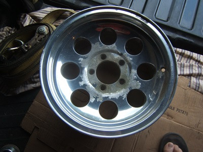 For Sale: Alcoa Aluminum 15" x 8" wheels 4.5" bolt pattern in Tires & Rims in Norfolk County - Image 4