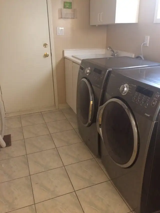 1+Den bedroom basement apartment for rent - Richmond Hill in Long Term Rentals in Markham / York Region - Image 7