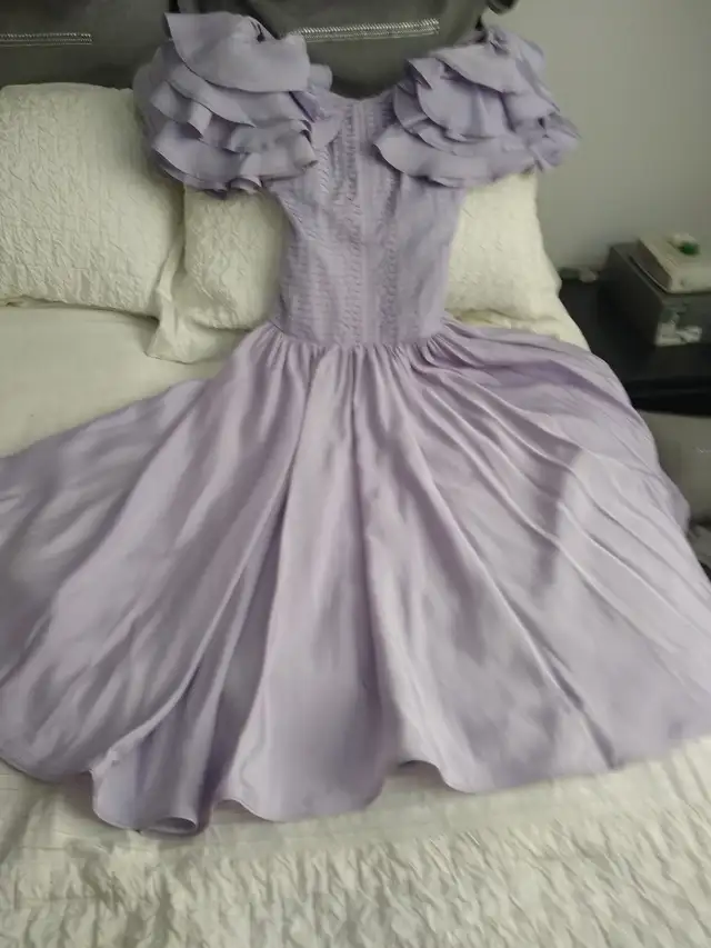 Robe de Soirée in Women's - Dresses & Skirts in Québec City - Image 2