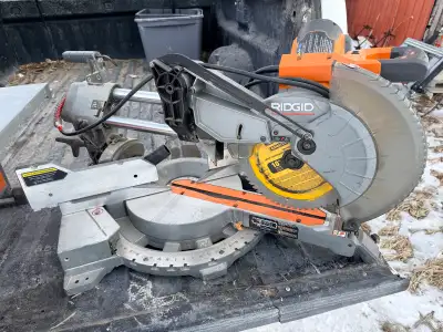 RIDGID 15-Amp 10-inch Dual Bevel Sliding Mitre Saw , View more