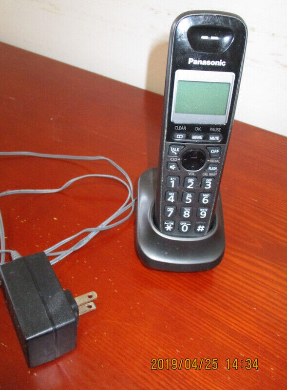 Panasonic Hand Set Phone (Belongs with Panasonic DECT 6.0 Main in General Electronics in Kingston - Image 2