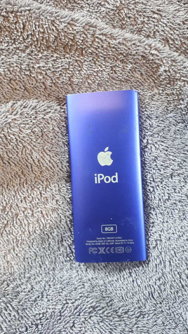 Ipod 8gig  in iPods & MP3s in St. Catharines