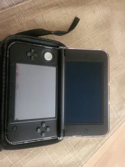Nintendo 3DS XL - Fully Modded with every game imaginable. 567 GB Games 535 GBC Games 640 Sega Genes...
