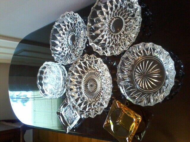 Vintage Assorted Ashtrays ( Read Description ) Only 2 Left in Arts & Collectibles in Ottawa