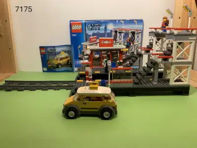 Lego City train station (7937) en excellent état. Prix non-négotiable. Argent comptant ou transfer I...