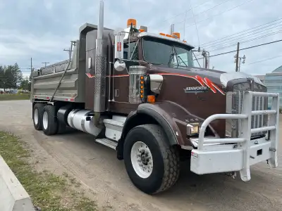 Fcfs OBO 1 month old inspection This Beauty is safe, steady and smooth on the road loaded or unloade...
