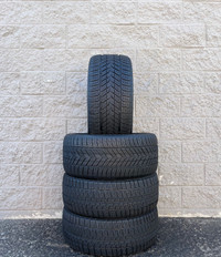(95%) 2x 245/40R20 & 2x 275/35R20 Winter Tires