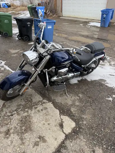 1800ccm, powerful cruiser. mileage 86,000km still in good condition