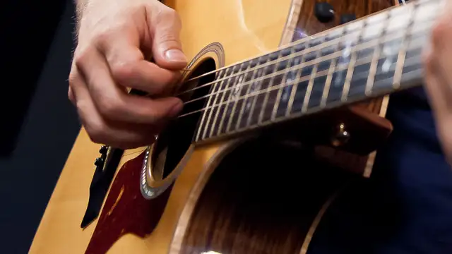Guitar lesson560635976216760321