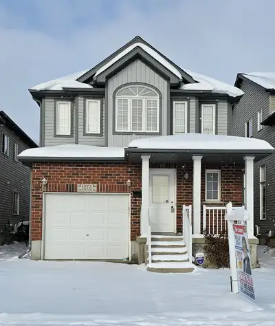 Location…Location…Location. Welcome to 1272 Countrystone Drive, Kitchener! This well-maintained 3-be...