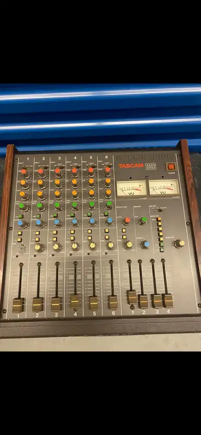 Tascam 106, View more