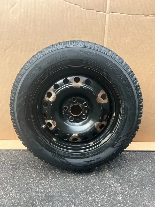 Winter tires and rims 235/65/r17 in Tires & Rims in Ottawa - Image 2