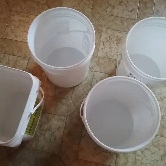 6 BUCKETS414907328544133124
