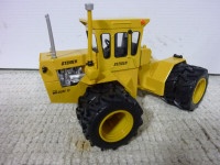 1/32 STEIGER Super Wildcat II Farm Toy Tractor