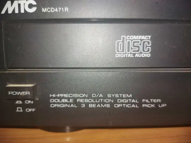 MTC MCD471R CD Player in Stereo Systems & Home Theatre in Mississauga / Peel Region - Image 4