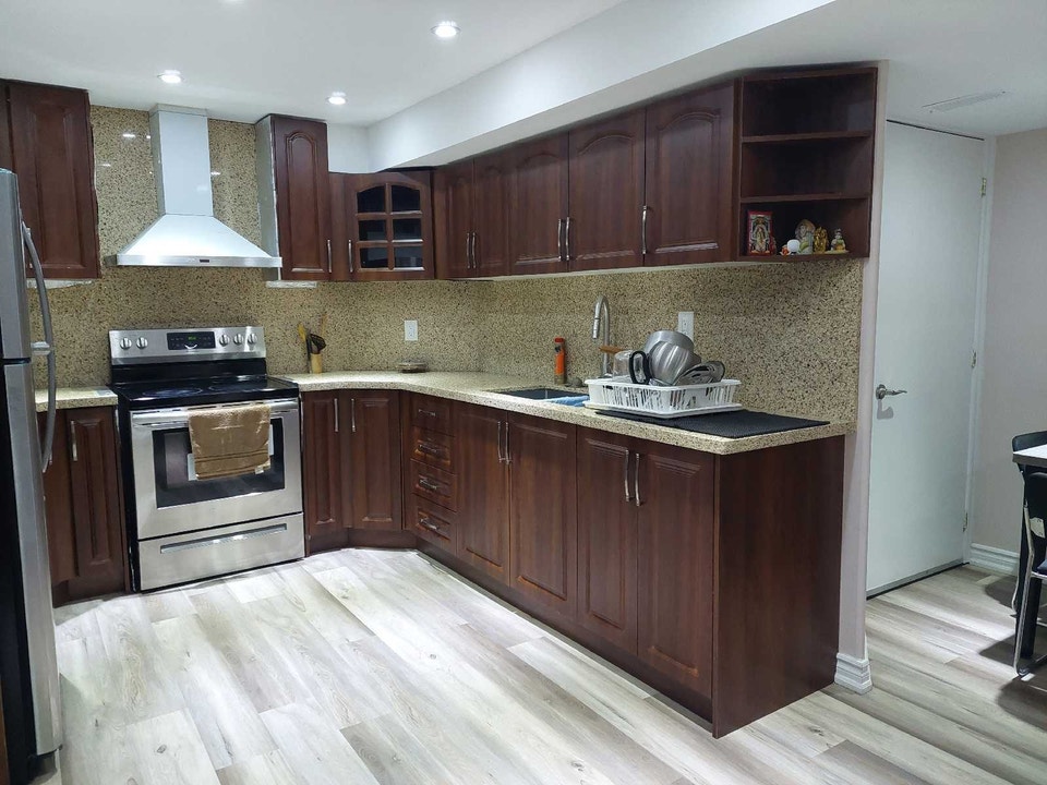 All-inclusive Two Bedroom Basement in Scarborough 4