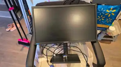 Samsung SyncMaster S24E650 computer monitor, View more