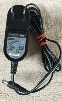 Linksys AD12V/0.5A-SW Round Charger - 12V DC 0.5A 6W