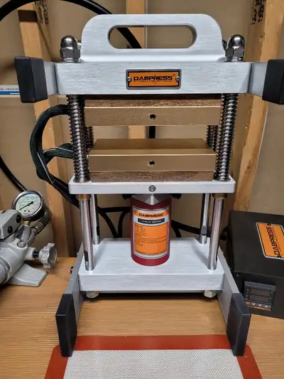 DAB Press 12 Ton, Heated Platens, with Pump, View more