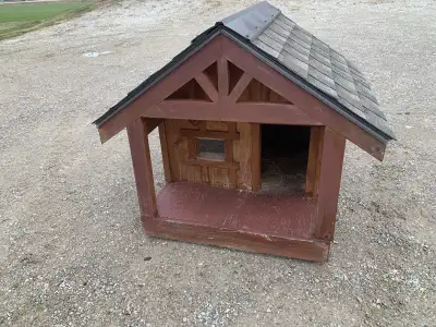 dog house, View more