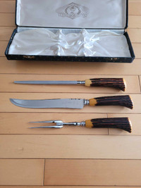 Vintage Sheffield Dining Carving Set in Perfect Condition.