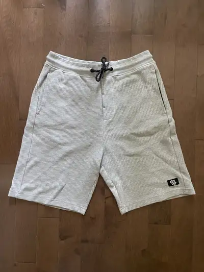 Men’s Zara Shorts size Medium, View more