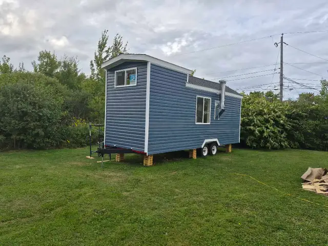 25' x 8' Tiny Home / Mini Home on Mobile Frame – $30,000