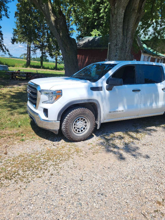 2020 gmc 1500 in Cars & Trucks in Stratford - Image 2