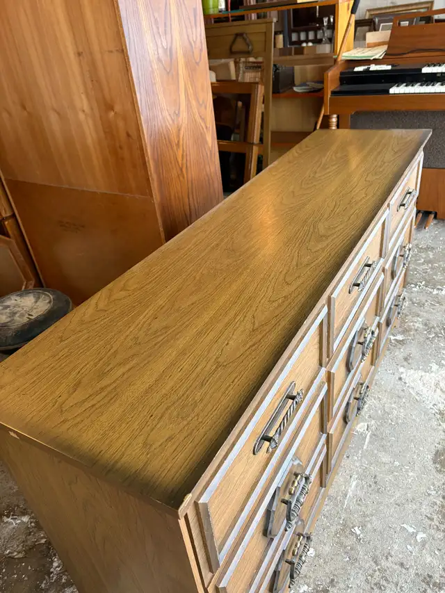 9 Drawer Dresser in Dressers & Wardrobes in Peterborough - Image 6