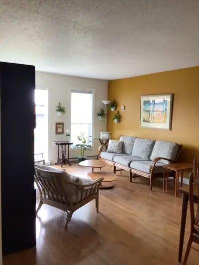Appartement  4 1/2 entièrement meublé à Ste Foy