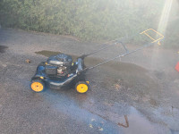 Self propelled lawnmower 