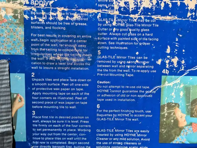 Retro Partial Box Glas-Tile 12x12" Blue Floral Wall Mirror Tiles in Home Décor & Accents in London - Image 6