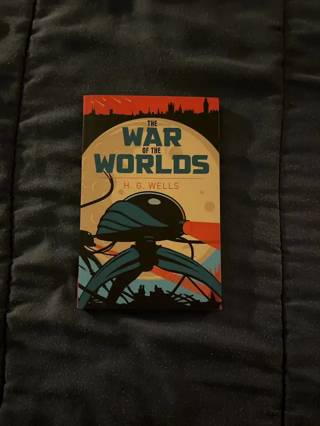 The Classic H.G. Wells Book Collection in Fiction in Ottawa - Image 6