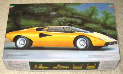 Fujimi 1/24 Lamborghini Countach LP400, View more