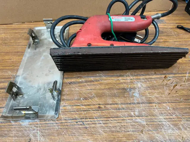 Carpet seaming iron495416046676224001