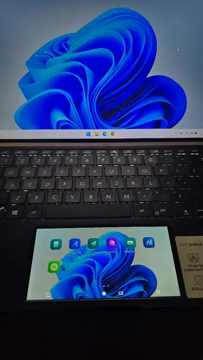 Laptop ASUS ZenBook – ScreenPad Touch | Fully Functional , View more
