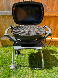 Webster Q240 Electric BBQ, Light Grey with stand