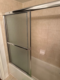MAAX 60inch bathtub sliding door. 