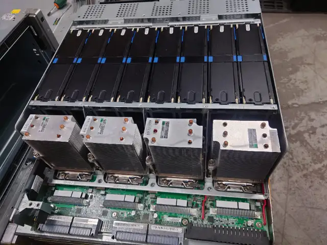 HPE ProLiant DL580 Gen9 4*E7-4830V3 4U CTO Rack Server in Servers in City of Toronto - Image 4