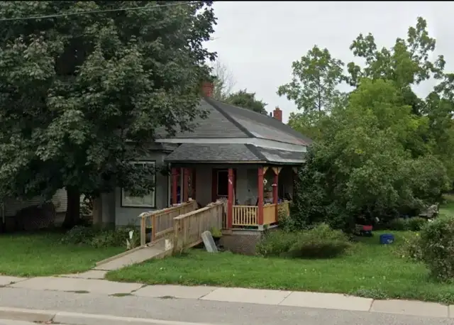 Handyman Special - Wiarton
