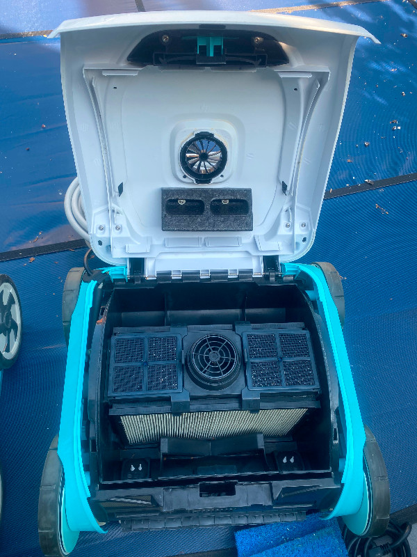 Pool robot cleaner parts Hayward Aquavac 500 DS Hot Tubs & Pools